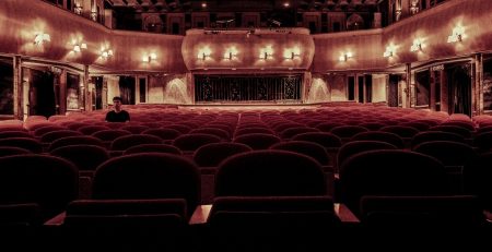 Seguridad privada en teatros y cines